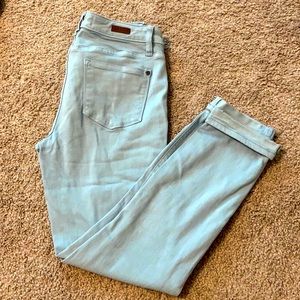 Lila Ryan Cropped Jeans